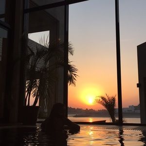 Meet your Posher, Farah